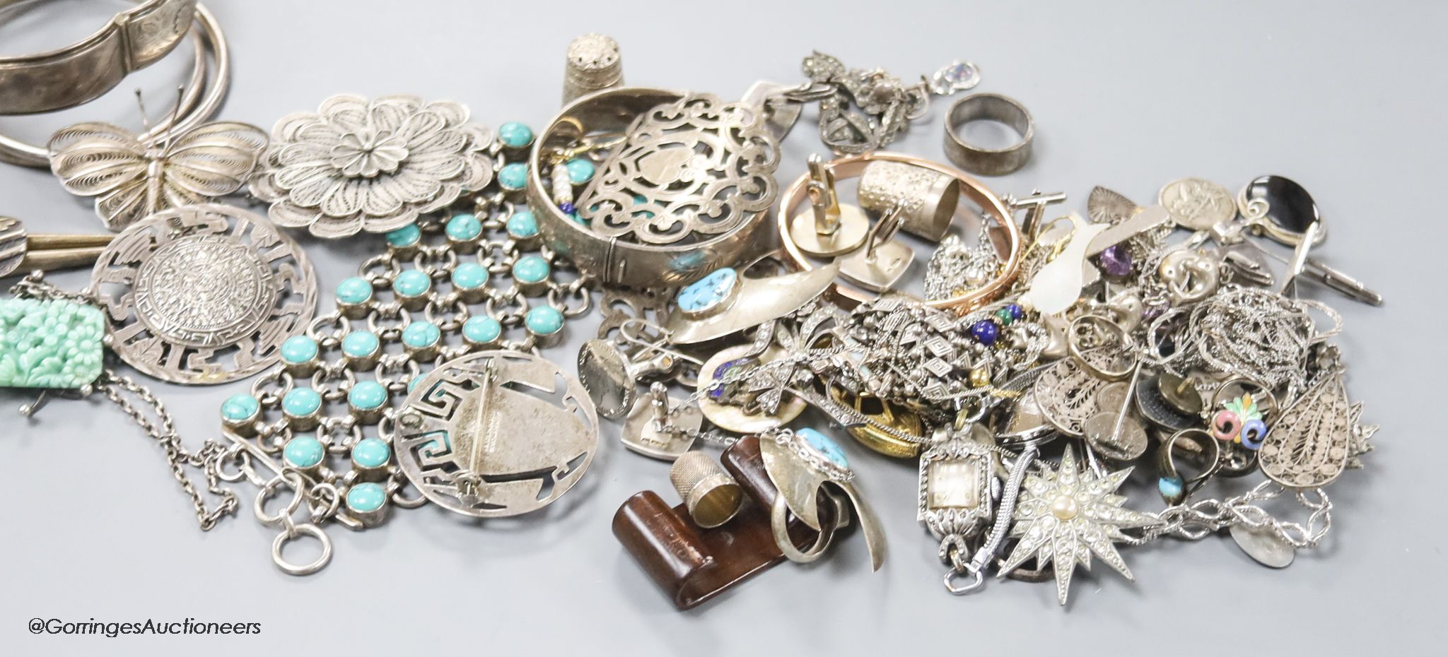 Assorted mainly silver and white metal jewellery.